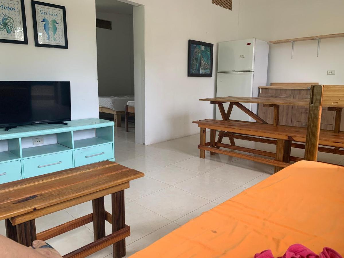 Hostal Casaluna San Andres מראה חיצוני תמונה