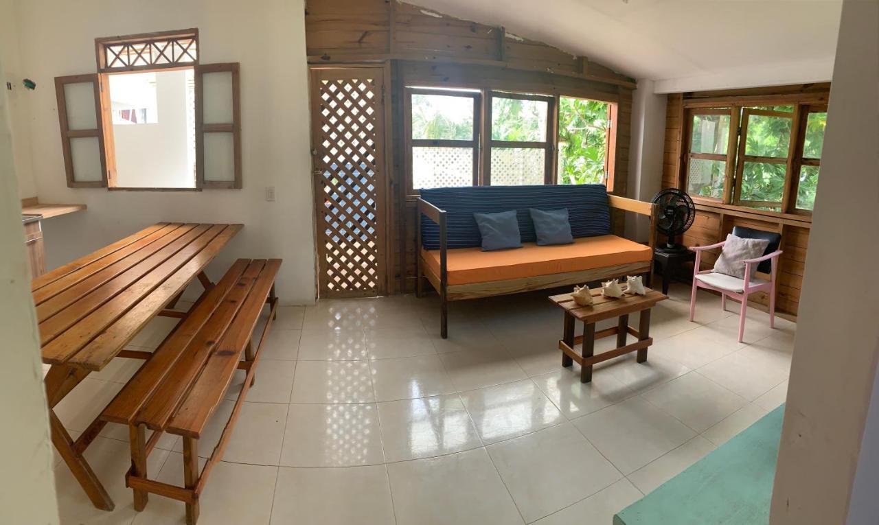 Hostal Casaluna San Andres מראה חיצוני תמונה